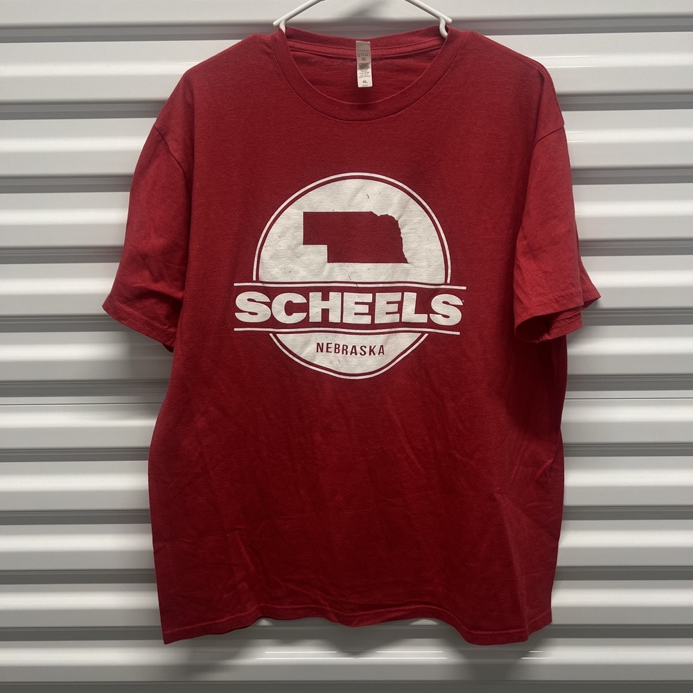 Zuni Sportswear‎ Scheels Nebraska T-Shirt Size XL Mens Red Graphic Logo Tee